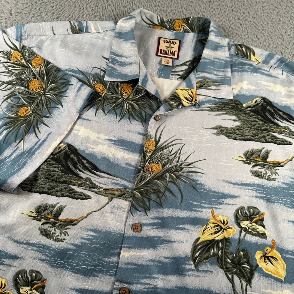 Tommy Bahama Shirt Mens L Silk Hawaiian Aloha‎ Short Sleeve Tropical Island Blue